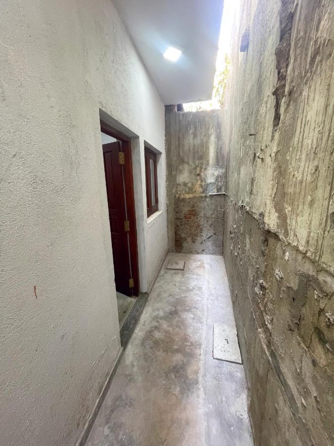 Komox Gedara Galle Luaran gambar