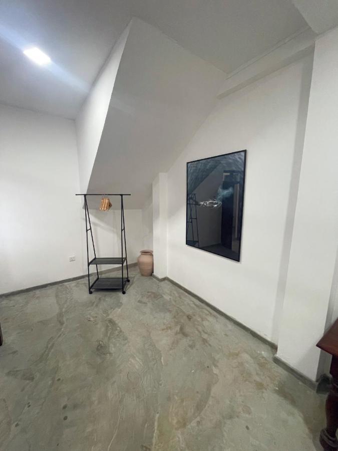 Komox Gedara Galle Luaran gambar