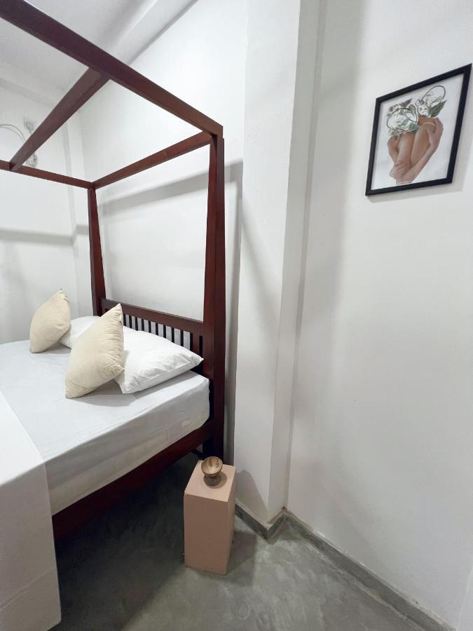 Komox Gedara Galle Luaran gambar